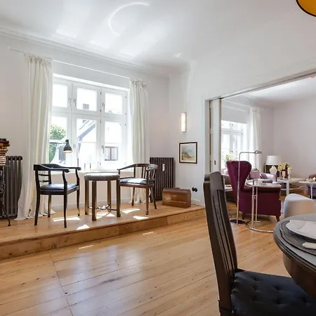 Die-schlosserei-luxus-in-der-friedrichstrasse *