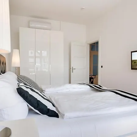 Die-schlosserei Apartamento